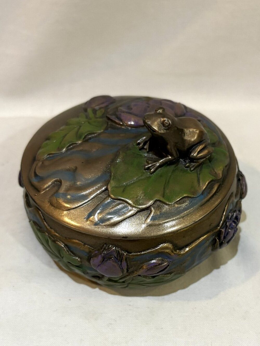 Frog Sitting on Lily Pad Trinket Box Jewelry Box 2011 by Summit Collection